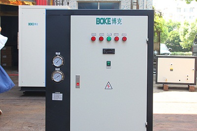 低温冷水机在选择冷剂方面要考虑哪些因素？