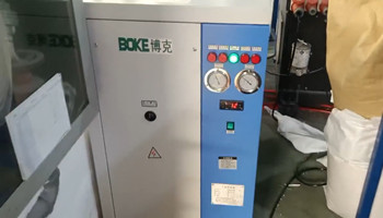 三台用于注塑机模具冷却用风冷式冷水机安装调试完毕