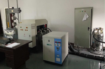 2008-2019年，中国科学院宁波材料技术与工程研究所多次向博克公司购买冷水机